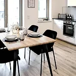 Lightplace • Design • Boxspring • Balkon • 2 Smart Tv •innenstadt *