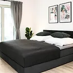 Lightplace • Design • Boxspring • Balkon • 2 Smart Tv •innenstadt Braunschweig