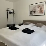 Lightplace • Design • Boxspring • Balkon • 2 Smart Tv •innenstadt Braunschweig