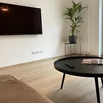 Lightplace • Design • Boxspring • Balkon • 2 Smart Tv •innenstadt Daire *