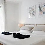 Lightplace • Design • Boxspring • Balkon • 2 Smart Tv •innenstadt Daire *