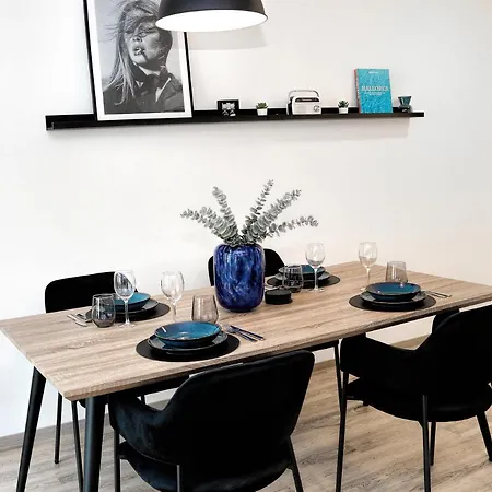 Lightplace • Design • Boxspring • Balkon • 2 Smart Tv •innenstadt