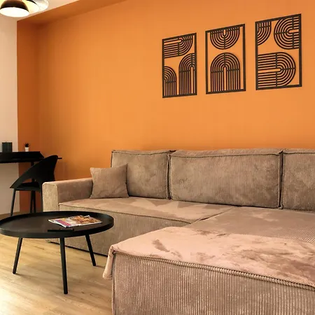 Lightplace • Design • Boxspring • Balkon • 2 Smart Tv •innenstadt