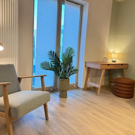 Lightplace • Design • Boxspring • Balkon • 2 Smart Tv •innenstadt Apartament